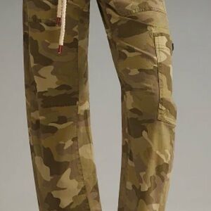 Anthropologie
The Millie Low-Slung Barrel Pants by Pilcro: Camo Edition